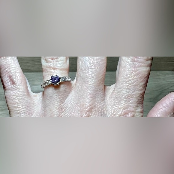 Vintage Sterling Silver Tension Set Amethyst & Cubic Zirconia Ring, Size 5 - Picture 14 of 16